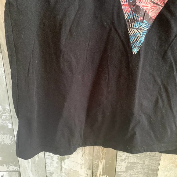 Guess triangle t-shirt S - Picture 4 of 5